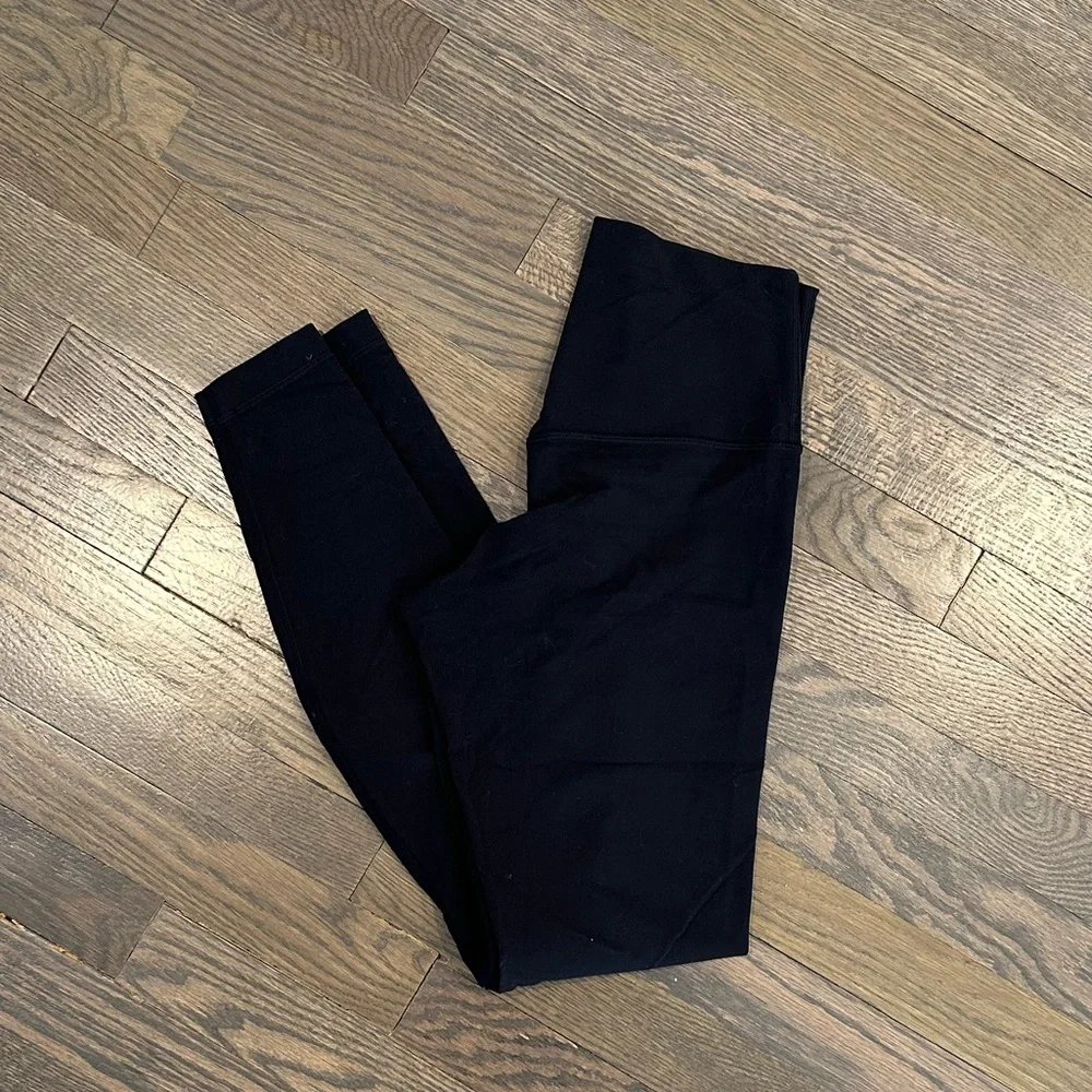 Lululemon Align Leggings, Full Length, Black, Size 6 - Picture 3 of 3